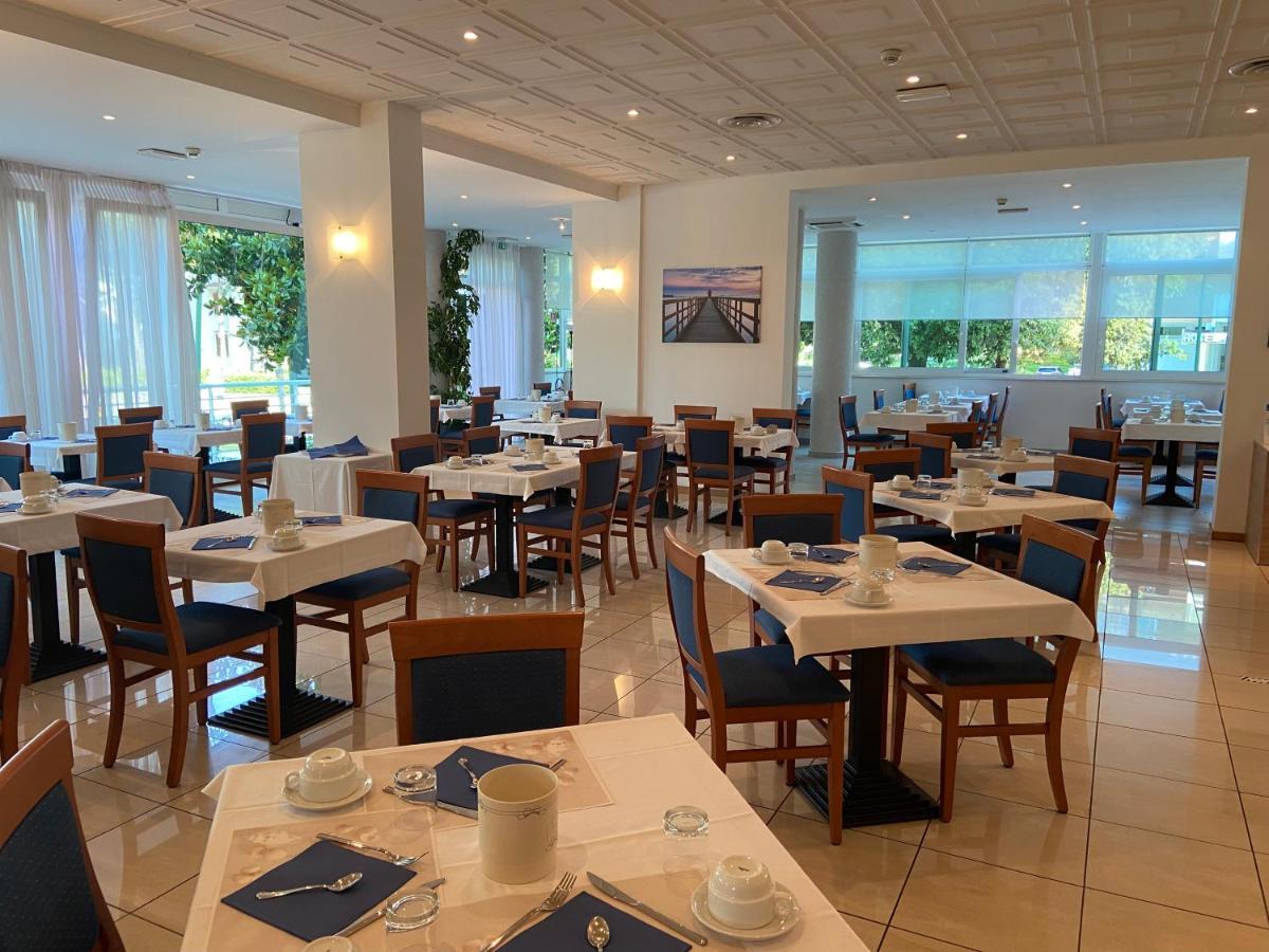 Hotel San Francisco Lignano Sabbiadoro Zewnętrze zdjęcie