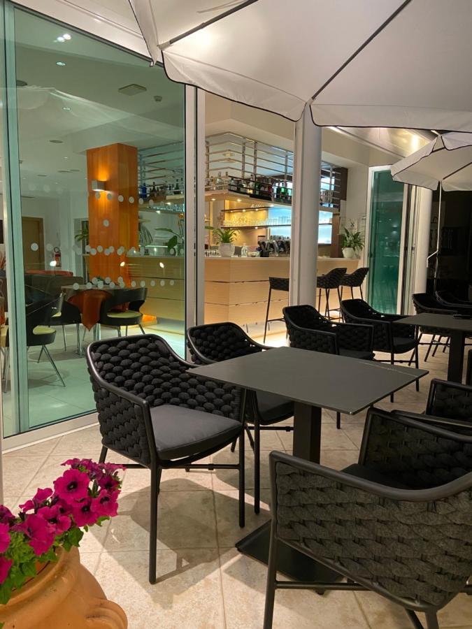 Hotel San Francisco Lignano Sabbiadoro Zewnętrze zdjęcie