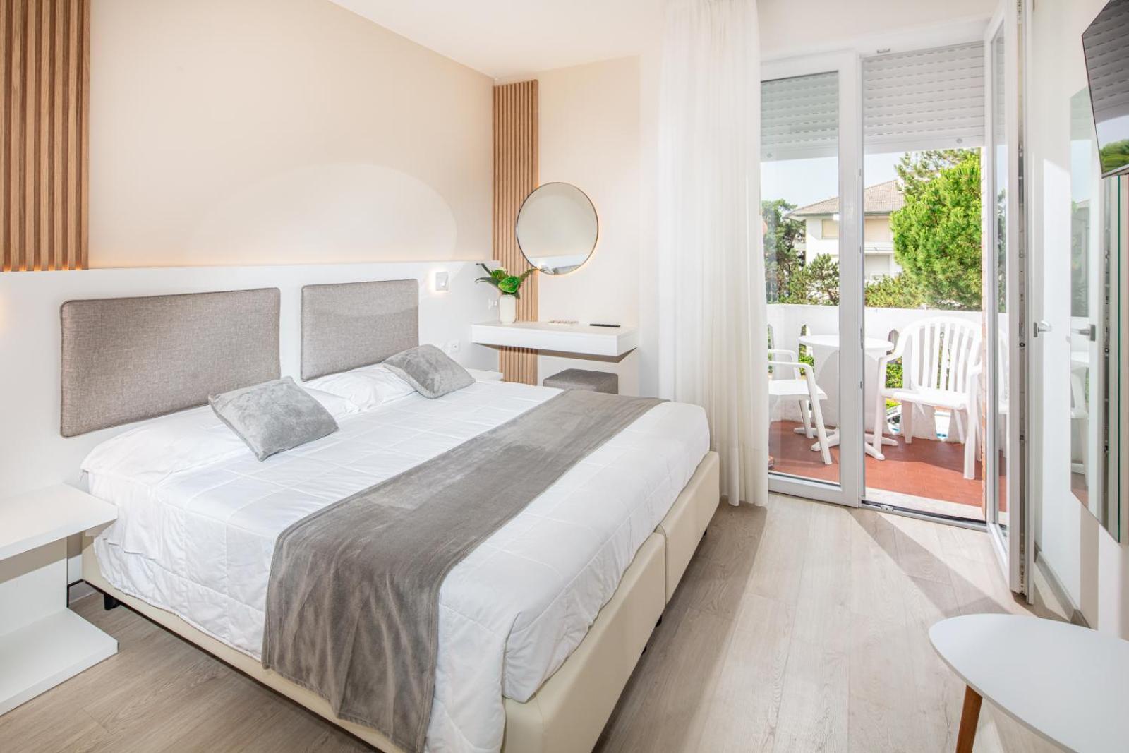 Hotel San Francisco Lignano Sabbiadoro Zewnętrze zdjęcie