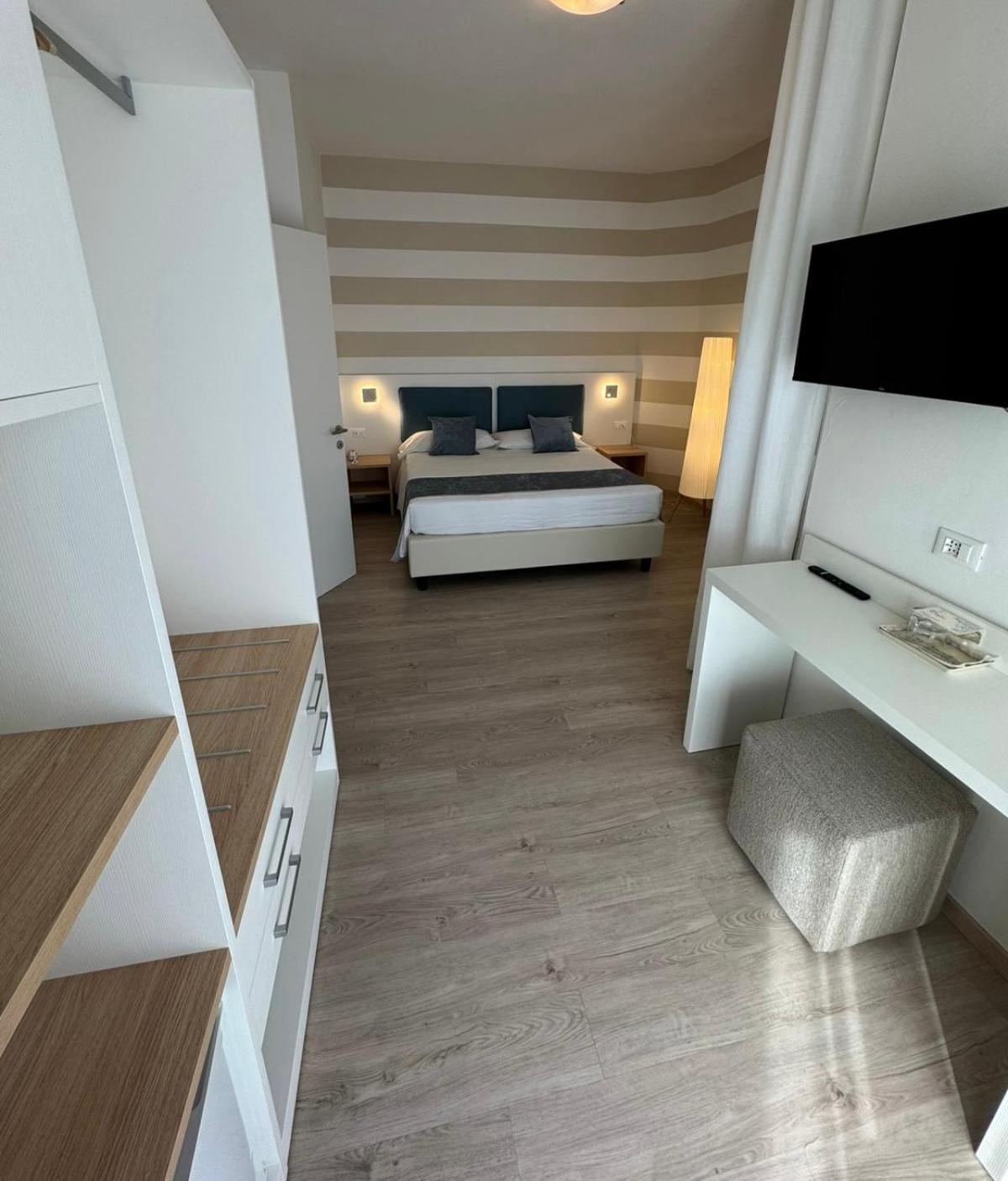 Hotel San Francisco Lignano Sabbiadoro Zewnętrze zdjęcie