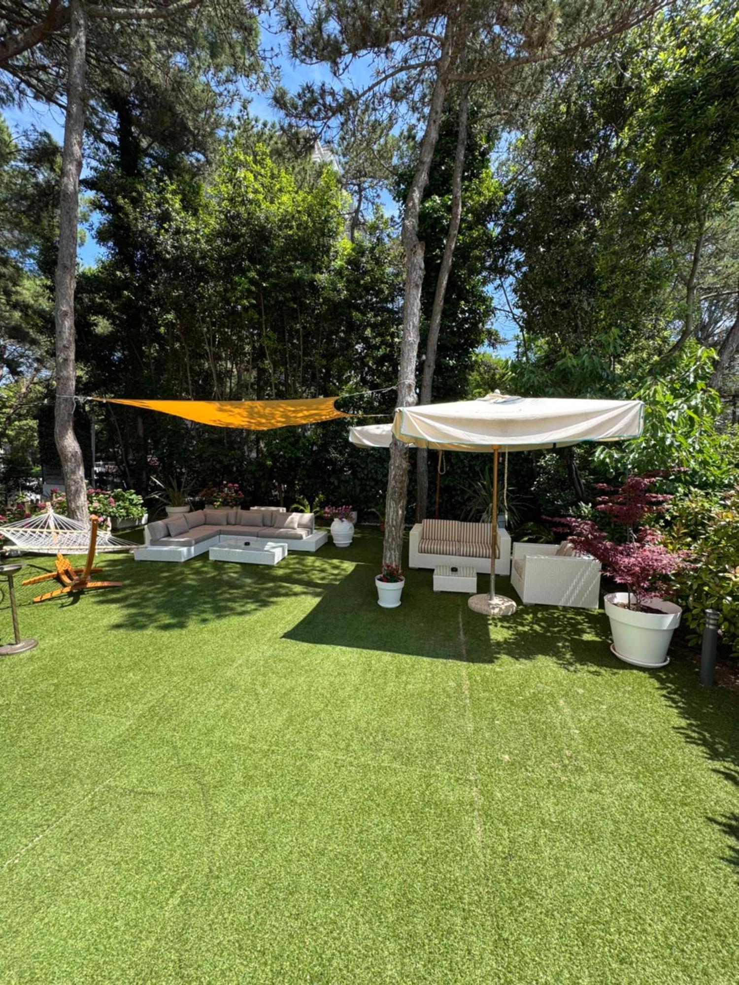 Hotel San Francisco Lignano Sabbiadoro Zewnętrze zdjęcie