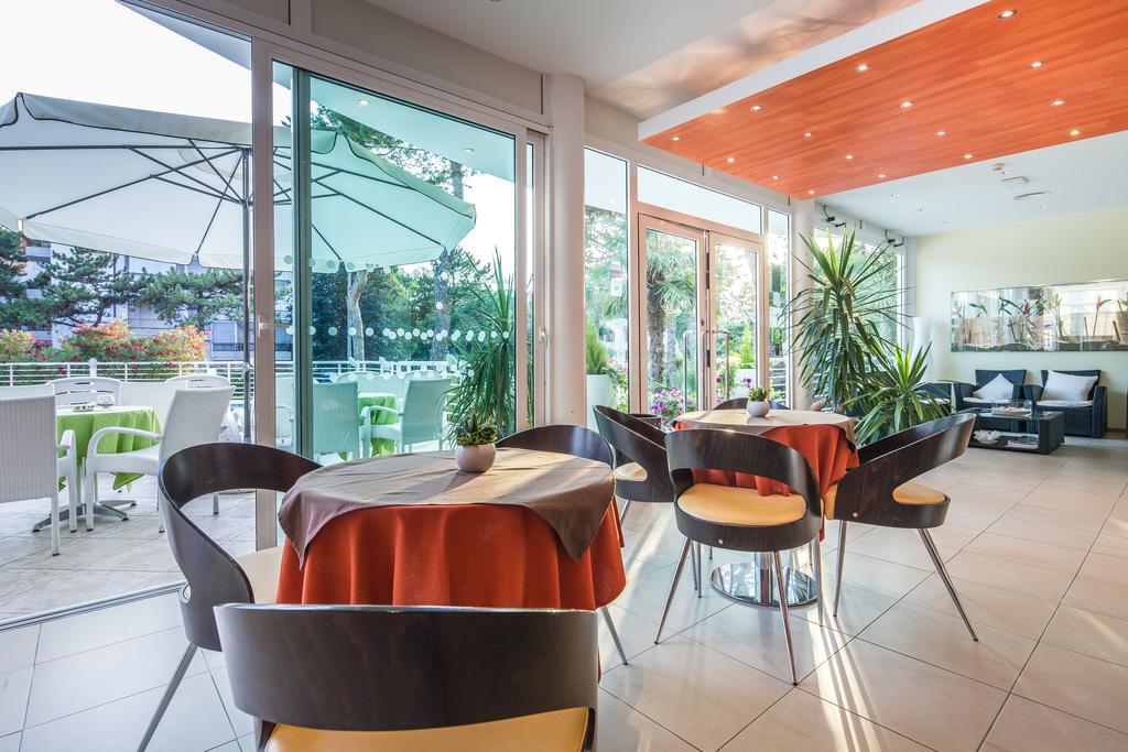 Hotel San Francisco Lignano Sabbiadoro Zewnętrze zdjęcie