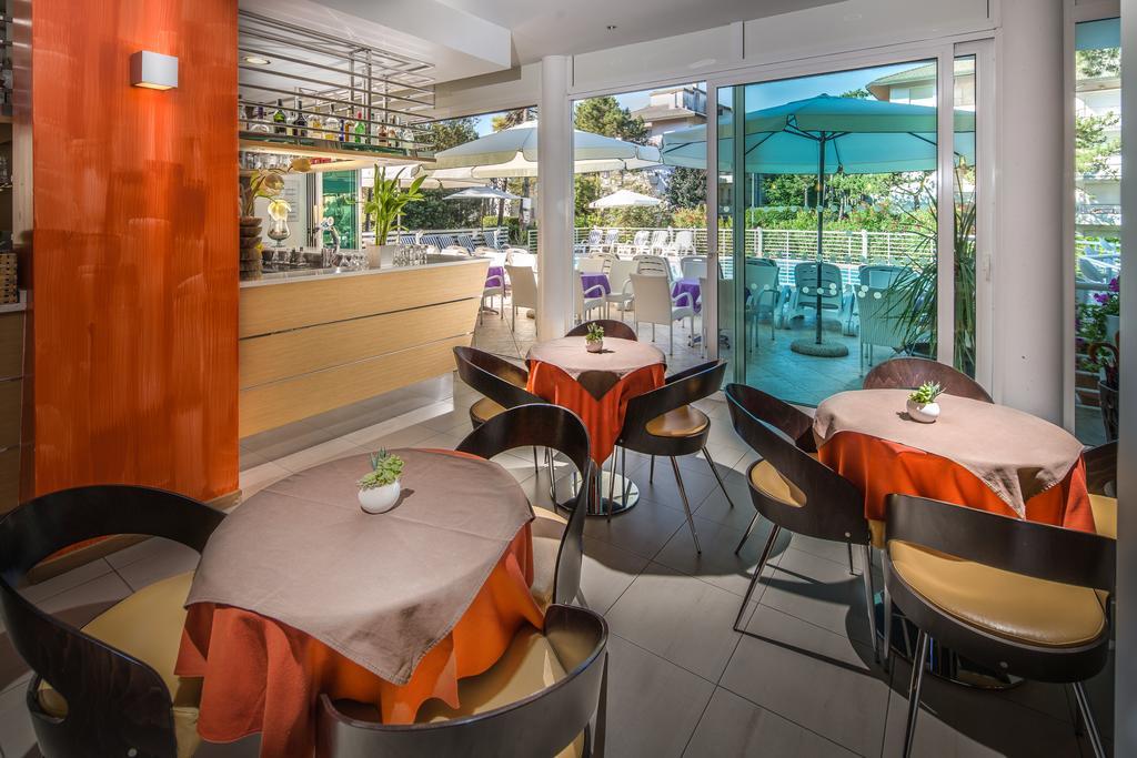 Hotel San Francisco Lignano Sabbiadoro Zewnętrze zdjęcie